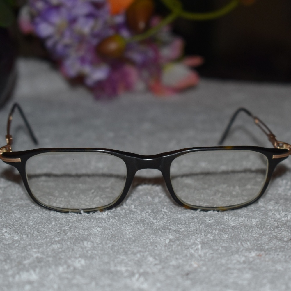 Super High-End RX Glasses by MOMO